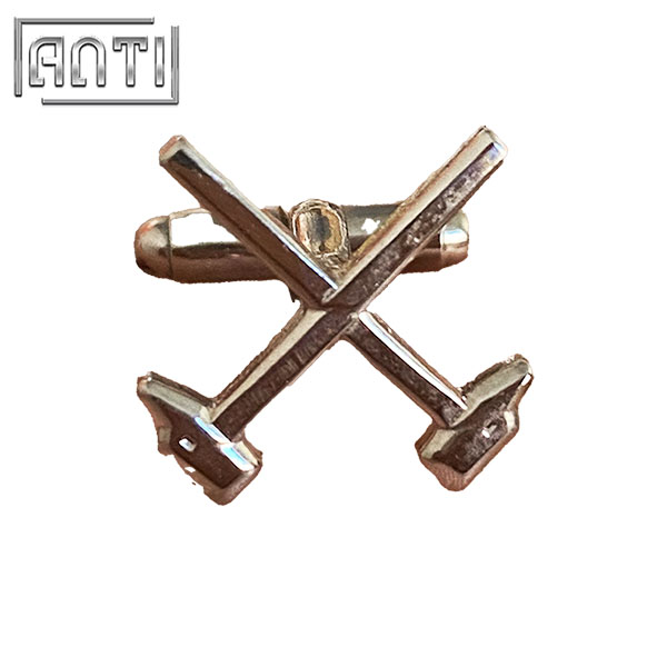 Crossed Axe Badge Silver Axe Man Handsome Clothes Hat Accessories Plate Silver Soft Enamel Lapel Pin