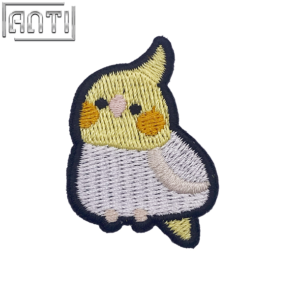 Custom Cartoon Lovely Grey Bird Embroidery Accessories Unique Quality College Design High Quality Embroidery Applique For Gift