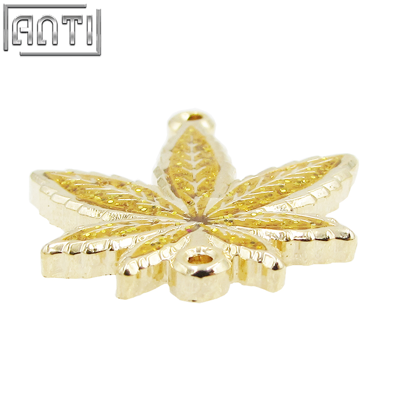 Wholesale Manufacturer Magnificent cool gold leaf glitter soft enamel zinc alloy Lapel Pin